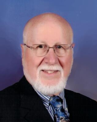Headshot of Thomas McCombs
