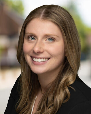 Headshot of Hillary Coates
