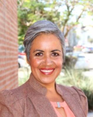 Headshot of Sara Young
