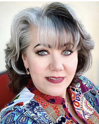 Headshot of Deirdre Lehner