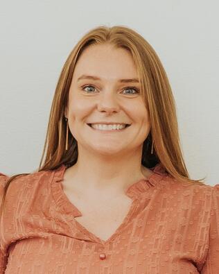 Headshot of Elyssa Hill