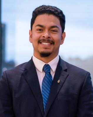 Headshot of Marcos Correa