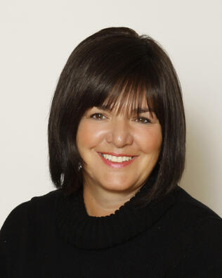 Headshot of Linda Abromitis