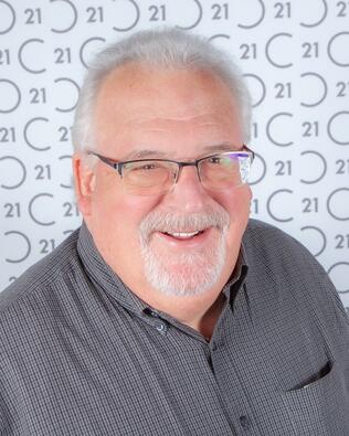 Headshot of Richard Dockendorff