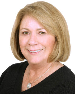 Headshot of Peggy Ruggles