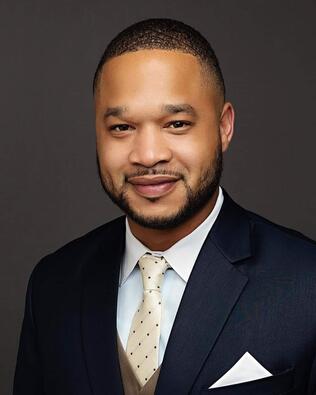 Headshot of Malcolm Simmons
