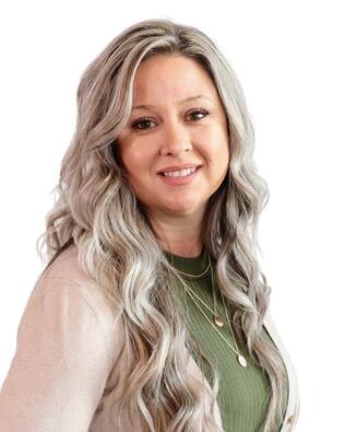 Headshot of April Burke