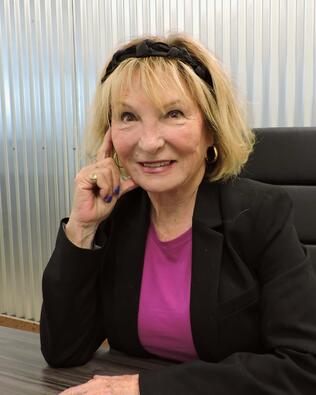 Headshot of Gigi Johnson