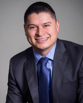 Headshot of Miguel Gonzalez Jr.
