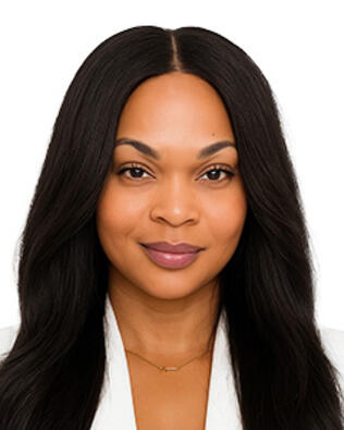 Headshot of Andrea McCain
