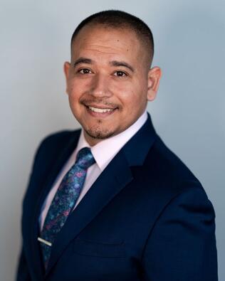 Headshot of Salvador Cordova