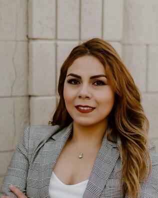 Headshot of Darli Araiza