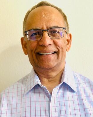 Headshot of Pravin Nayee