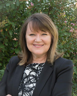Headshot of Teresa Bryant