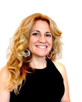 Headshot of Emily Newlon