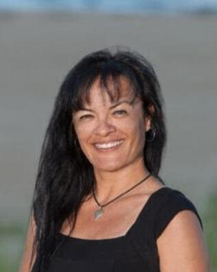 Headshot of Monica Hetrick