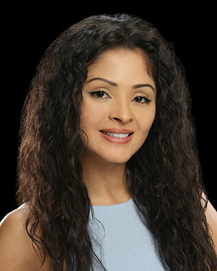 Headshot of Erica Chivilo
