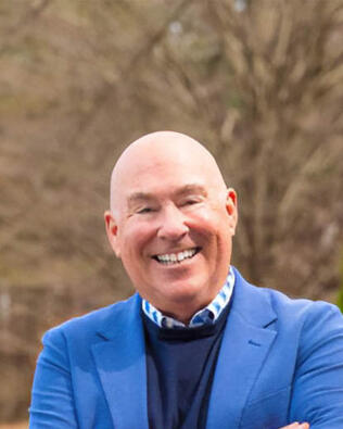 Headshot of Bill Underdown