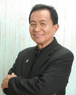 Headshot of Jun Santiago