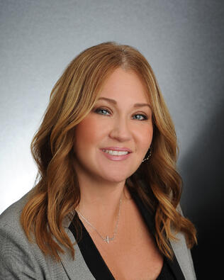 Headshot of Regina Heller