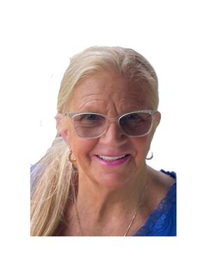 Headshot of Kim Bishop