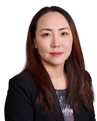 Headshot of Eileen Zhou