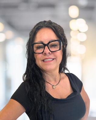 Headshot of Lisa Germo-Almendarez