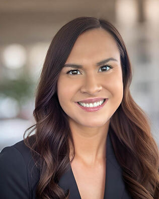 Headshot of Jacquelyn Davison