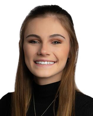 Headshot of Gracey Henderson