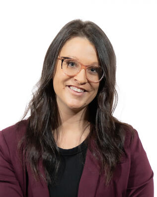 Headshot of Cassie Murphy