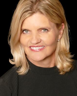 Headshot of Helle Hartley