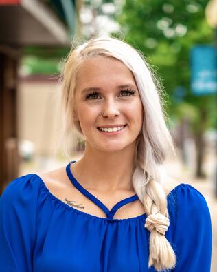 Headshot of Caitlin Klejeski