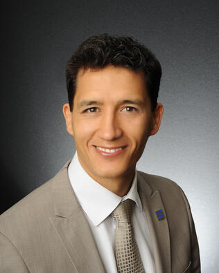 Headshot of Cristian Ripoll
