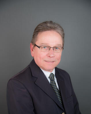 Headshot of Doug Cupp