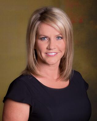 Headshot of Shellie Hoffpauir