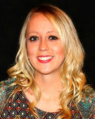 Headshot of Jennifer Fialeix