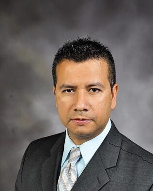 Headshot of Juan Hernandez
