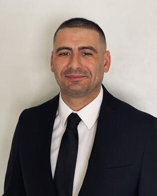 Headshot of Omar Nevarez