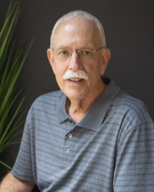 Headshot of Jon Bennett