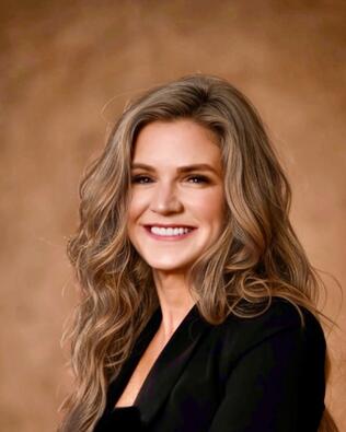 Headshot of Kaley Wirthlin