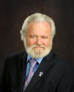 Headshot of Larry Green