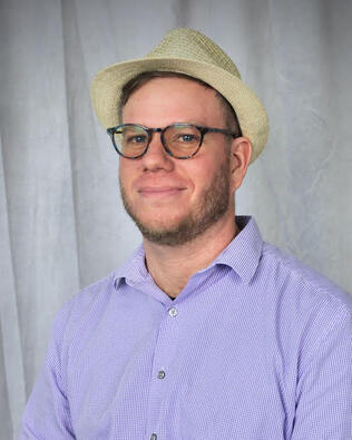 Headshot of Dan Messick