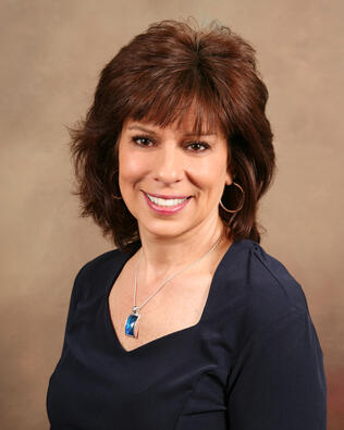 Headshot of Linda Brocuglio