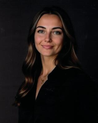 Headshot of Trinity Curtis
