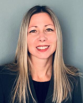 Headshot of Jennifer Sverker