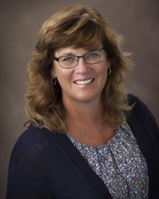Headshot of Tanya Redding