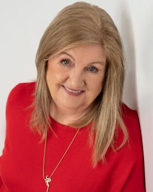 Headshot of Gail Starrett