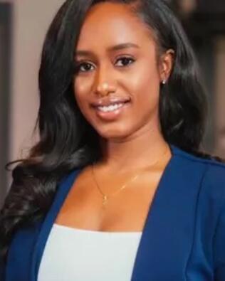 Headshot of Chantre' Phillips
