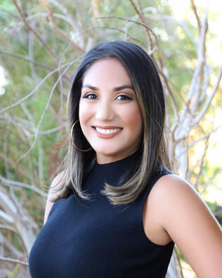 Headshot of Nicole Beck