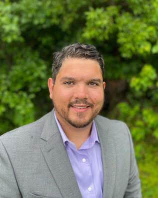 Headshot of JANZEN VERDIN